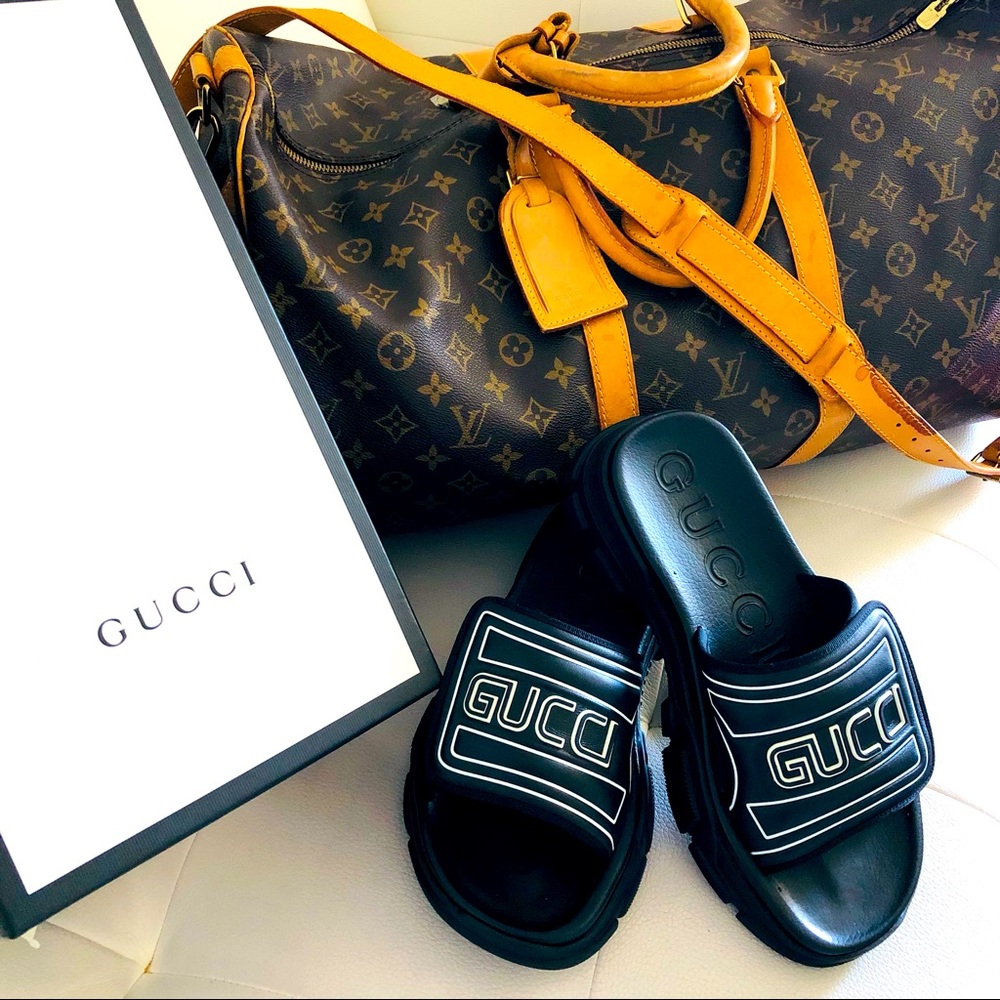 $750 GUCCI black sandals Logo nappa leather rubber